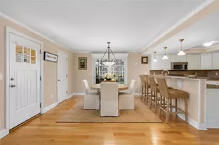 20 Narragansett Ave, Narragansett, RI 02882 - Photo 13