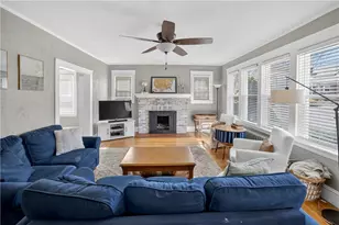 43 Longwood Ave, Providence, RI 02908 - Photo 3