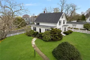 599 East Main Rd, Middletown, RI 02842 - Photo 3