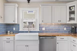 214 Charlotte Dr, Warwick, RI 02818 - Photo 7