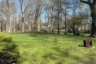 817 Tower Hill Rd, North Kingstown, RI 02852 - Photo 3