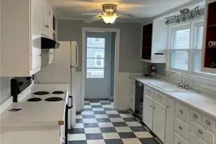 817 Tower Hill Rd, North Kingstown, RI 02852 - Photo 5