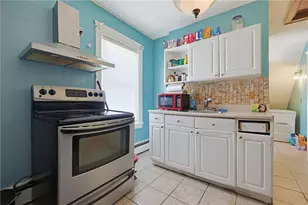 133 Trenton St, Pawtucket, RI 02860 - Photo 13