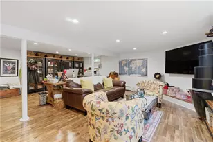 315 Angell Rd, Lincoln, RI 02865 - Photo 23