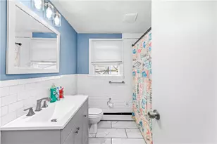 148 Asylum Rd, Warwick, RI 02886 - Photo 7