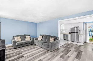 148 Asylum Rd, Warwick, RI 02886 - Photo 3