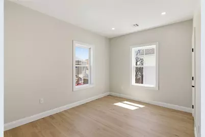 35 Mount Pleasant Avenue, Providence, RI 02908 - Photo 15
