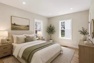 35 Mt Pleasant Ave, Providence, RI 02908 - Photo 11