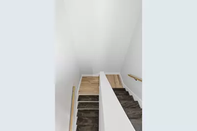 35 Mount Pleasant Avenue, Providence, RI 02908 - Photo 25