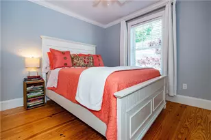 19 Eustis Ave, Newport, RI 02840 - Photo 19