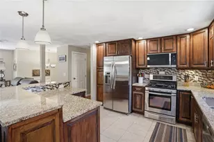 7 Jennifer Dr, Bristol, RI 02809 - Photo 3