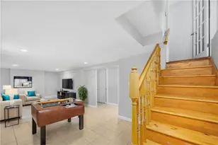 41 Tyndall Ave, Providence, RI 02908 - Photo 29