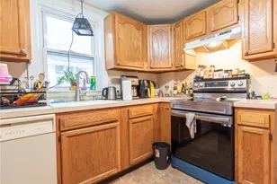 161 Adams St, Warwick, RI 02888 - Photo 5