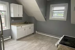 9 Sprague Ave, Cranston, RI 02910 - Photo 7