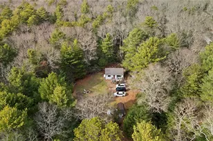 400 Gravelly Hill Rd, South Kingstown, RI 02879 - Photo 3