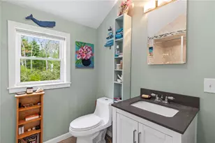 400 Gravelly Hill Rd, South Kingstown, RI 02879 - Photo 23