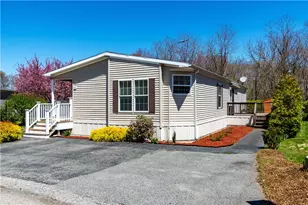 40 Campbell Cir, East Greenwich, RI 02818 - Photo 3