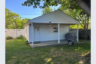 110 Laurens Street, Cranston, RI 02910 - Photo 5