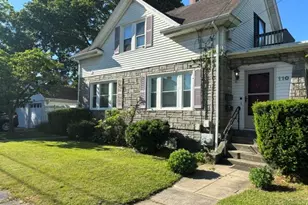 110 Laurens St, Cranston, RI 02910 - Photo 1