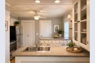 110 Laurens Street, Cranston, RI 02910 - Photo 11