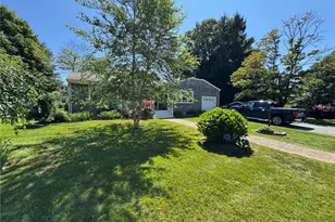 41 Dudley Ave, Newport, RI 02840 - Photo 33