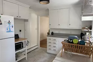 41 Dudley Ave, Newport, RI 02840 - Photo 15