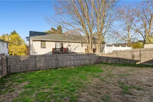 145 Sunbury St, Providence, RI 02908 - Photo 29