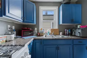 41 Utton Ave, Pawtucket, RI 02860 - Photo 25