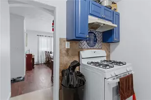 41 Utton Ave, Pawtucket, RI 02860 - Photo 7
