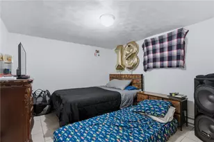 41 Utton Ave, Pawtucket, RI 02860 - Photo 15