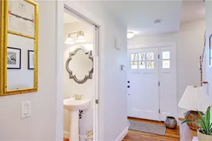 7 Court Ave, Barrington, RI 02806 - Photo 9