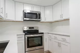 57 Lawton Brook Ln, Portsmouth, RI 02871 - Photo 7
