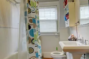 132 11th St, Providence, RI 02906 - Photo 9