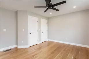 35 Glendale Ave, Tiverton, RI 02878 - Photo 17