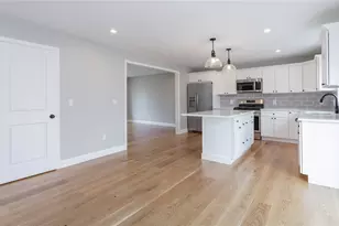 35 Glendale Ave, Tiverton, RI 02878 - Photo 7