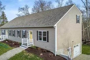 35 Glendale Ave, Tiverton, RI 02878 - Photo 3