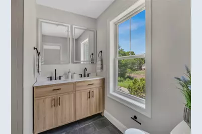 260 Point Avenue, Warwick, RI 02889 - Photo 17