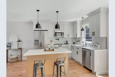 260 Point Avenue, Warwick, RI 02889 - Photo 3
