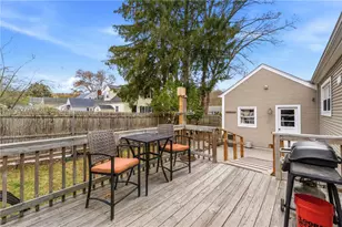 40 Shortway Dr, West Warwick, RI 02893 - Photo 5