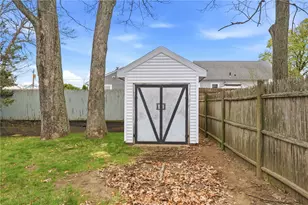 9 McGuire Rd, North Providence, RI 02904 - Photo 7