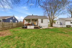 9 McGuire Rd, North Providence, RI 02904 - Photo 5