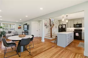 1124 Narragansett Blvd, Cranston, RI 02905 - Photo 19