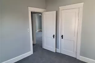 356 Orient Ave Ave, Pawtucket, RI 02861 - Photo 11