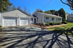 71 Kenyon Ave, South Kingstown, RI 02879 - Photo 5