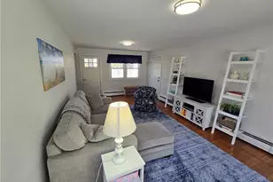 71 Kenyon Ave, South Kingstown, RI 02879 - Photo 9