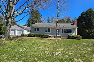 71 Kenyon Ave, South Kingstown, RI 02879 - Photo 3