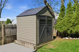 29 Morning Glory Rd, Cumberland, RI 02864 - Photo 25