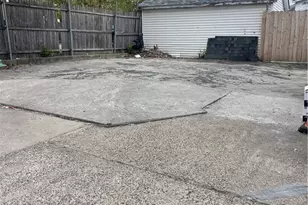499 Potters Ave, Providence, RI 02907 - Photo 19