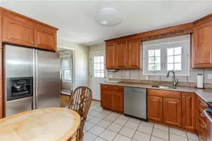 39 Francis Rd, Glocester, RI 02857 - Photo 15