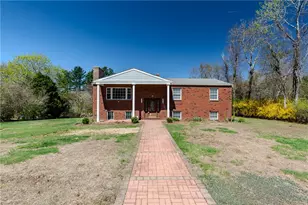 39 Francis Rd, Glocester, RI 02857 - Photo 3
